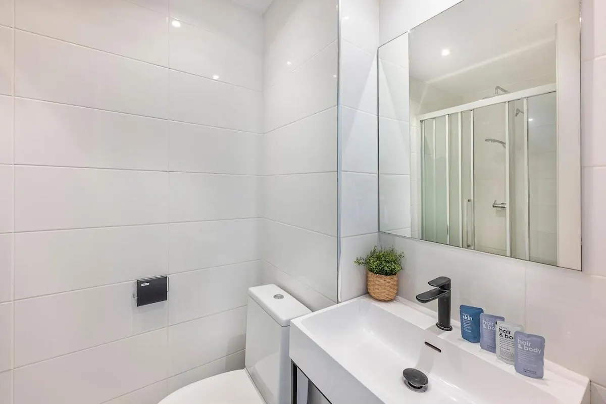 펜션 마르베야 Charming Townhouse With Pool In Nueva Andalucia 빌라