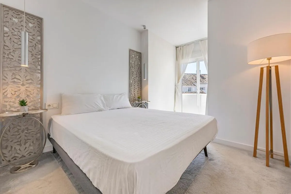 펜션 마르베야 Charming Townhouse With Pool In Nueva Andalucia 빌라