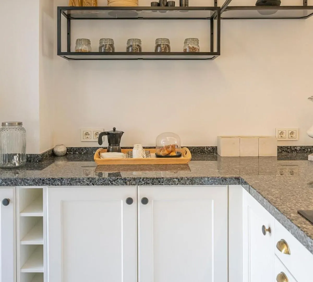 Charming Townhouse With Pool In Nueva Andalucia Villa Marbella Holiday home
