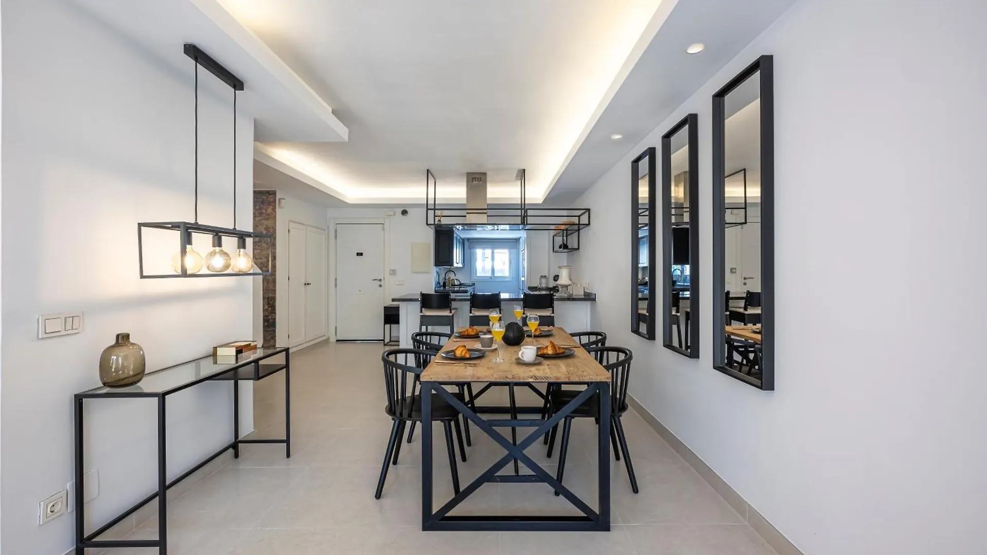 펜션 마르베야 Charming Townhouse With Pool In Nueva Andalucia 빌라