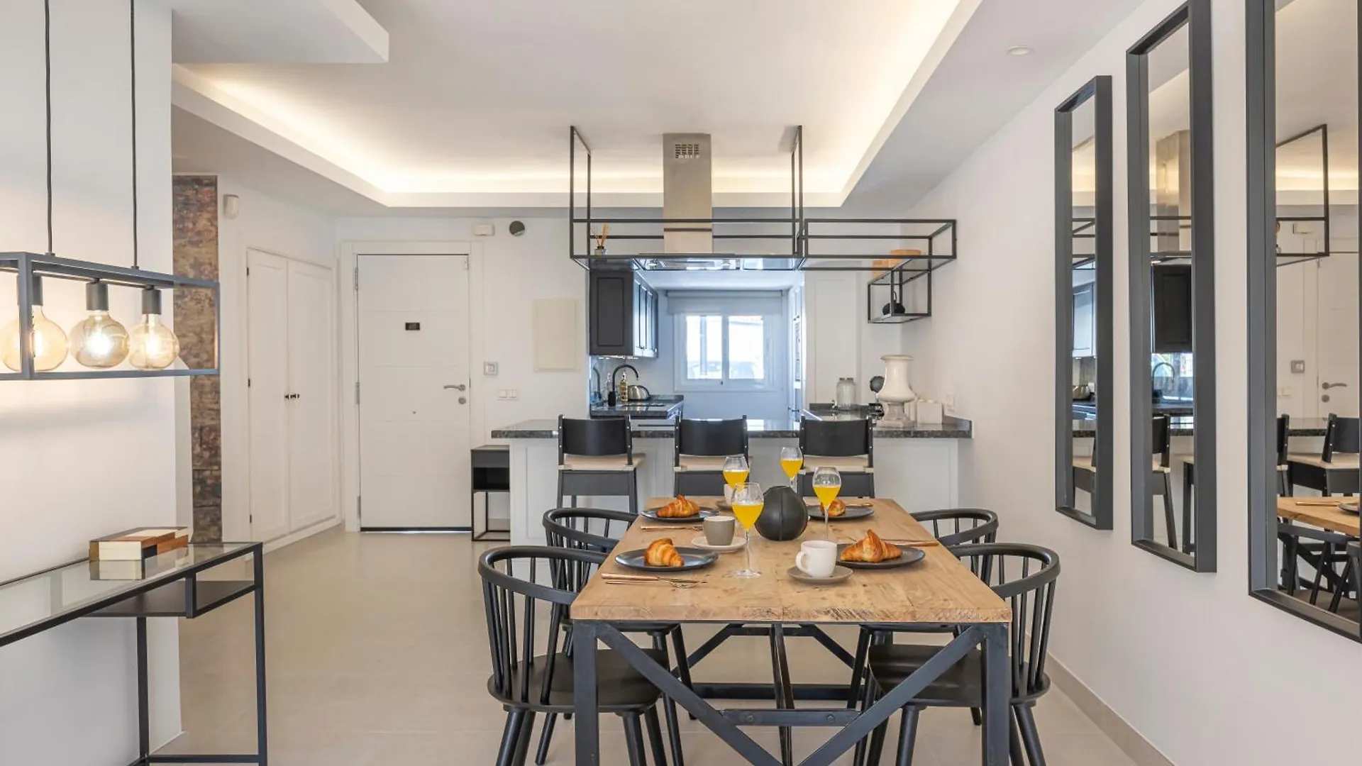 마르베야 Charming Townhouse With Pool In Nueva Andalucia 빌라 0*,  스페인