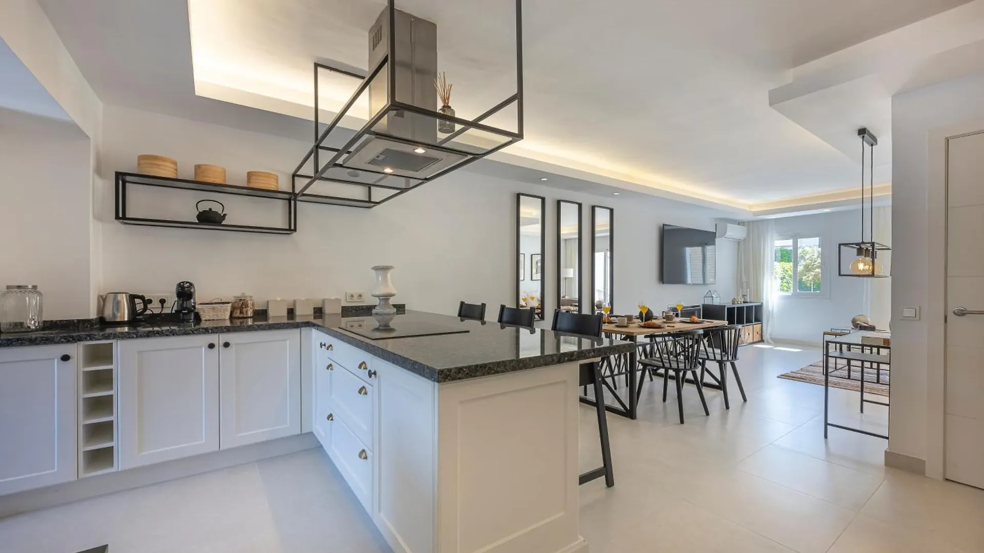 마르베야 Charming Townhouse With Pool In Nueva Andalucia 빌라 스페인