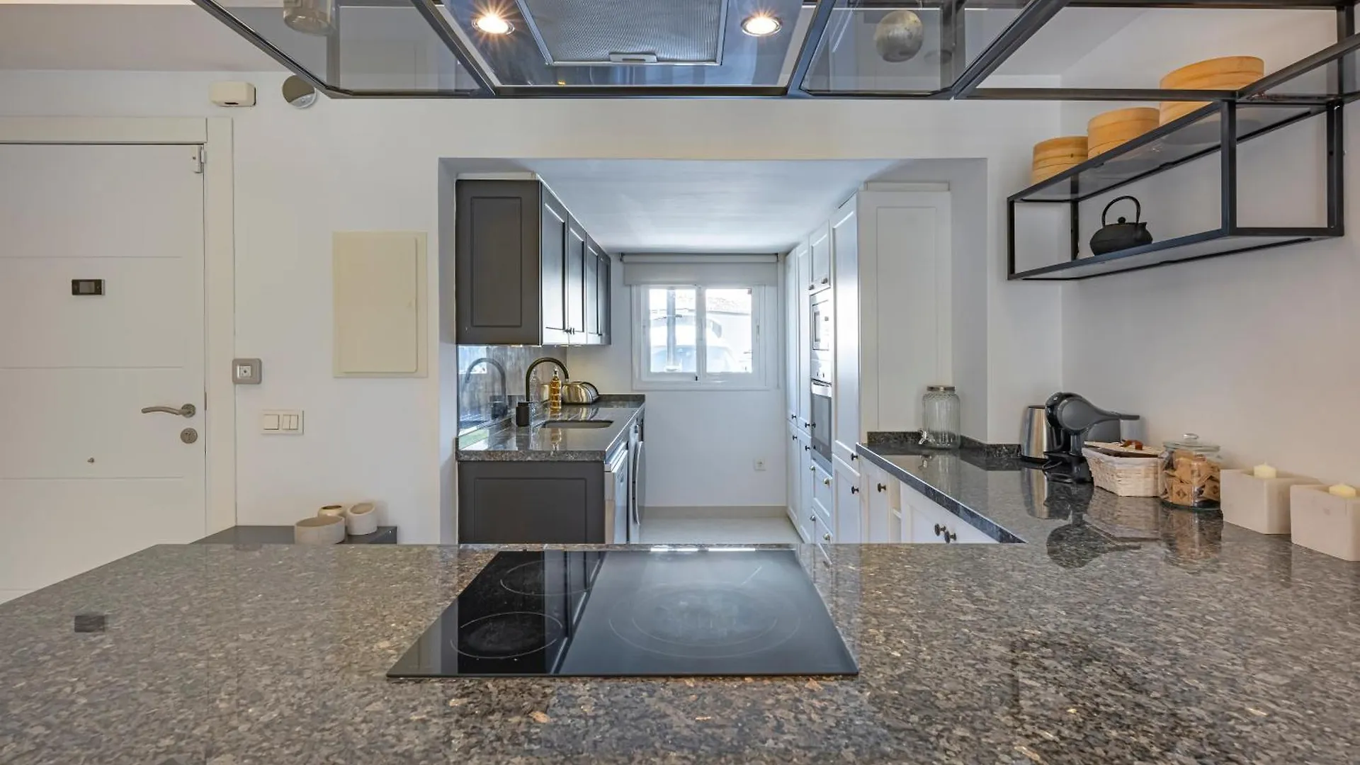 마르베야 Charming Townhouse With Pool In Nueva Andalucia 빌라 펜션