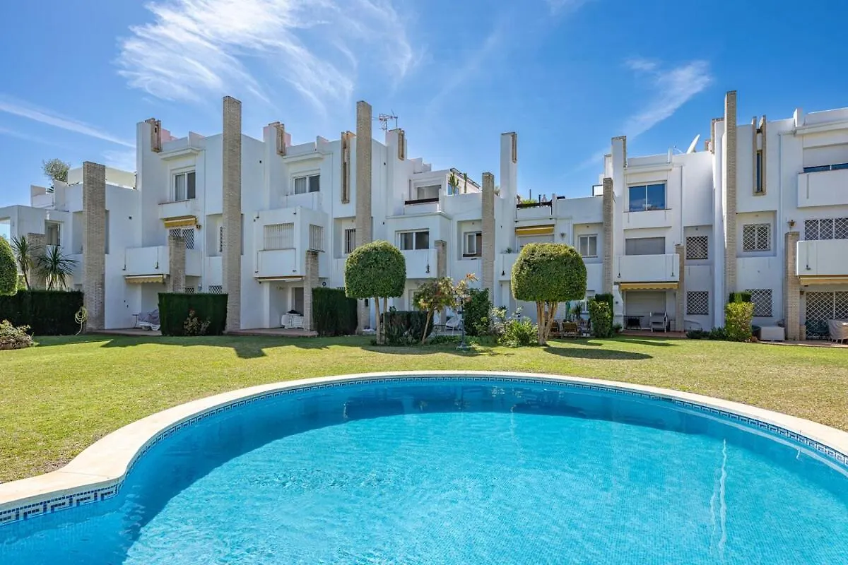 Charming Townhouse With Pool In Nueva Andalucia Villa Marbella Feriehus